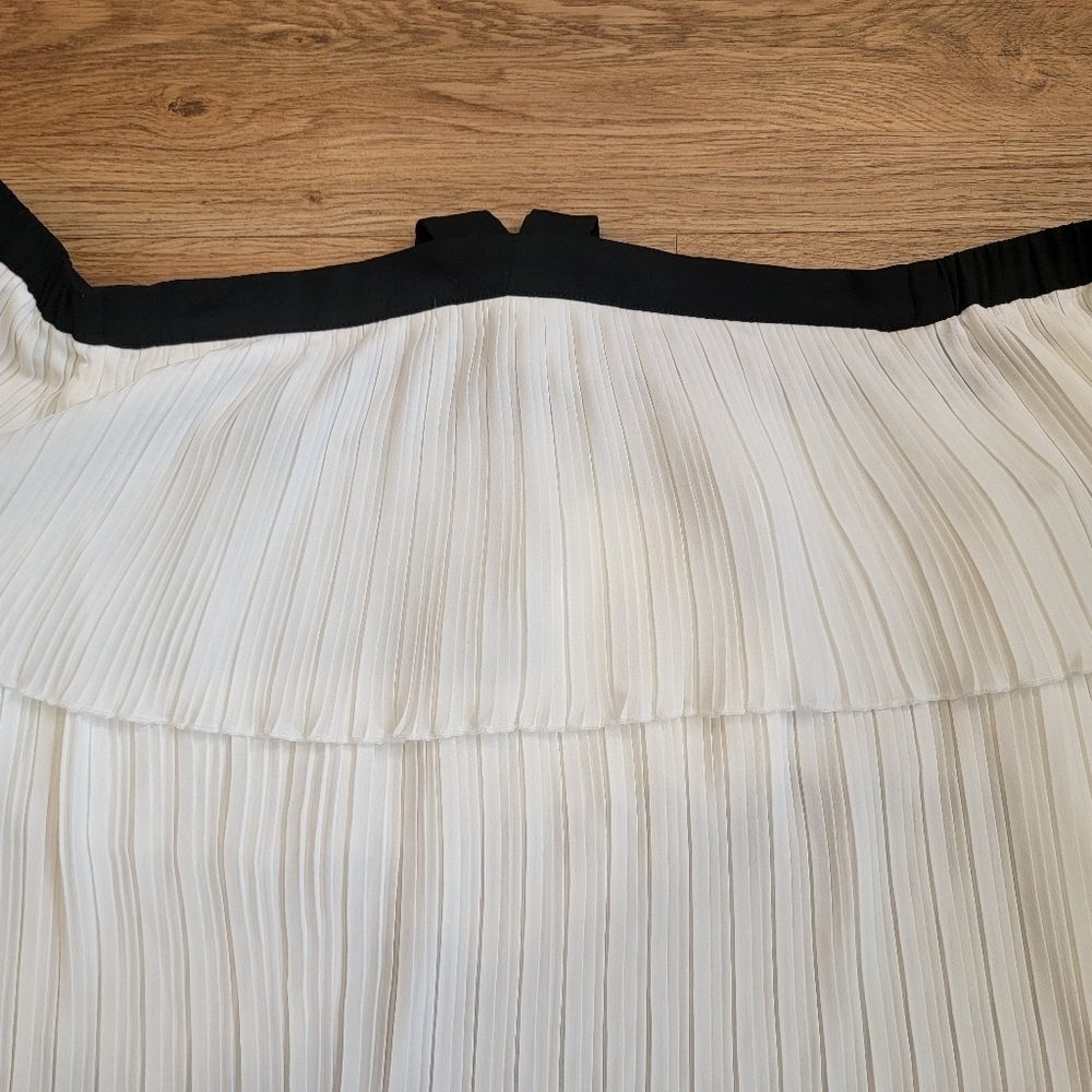 Womens White Off The Shoulder International Concepts Blouse Sz Medium - Picture 3 of 10